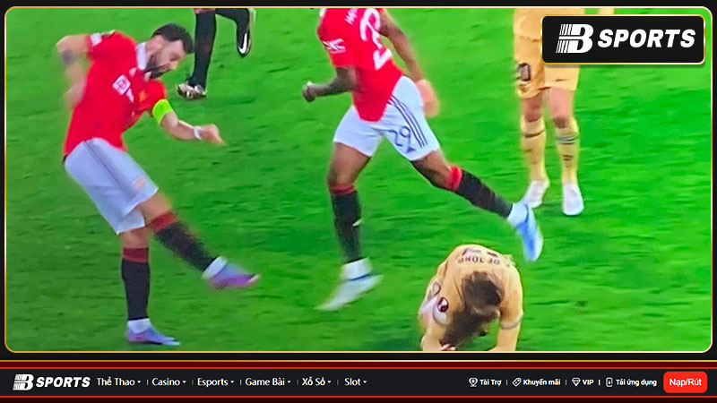Man United 2-1 Barca lượt về Europa League Man United 2-1 Barca lượt về Europa League