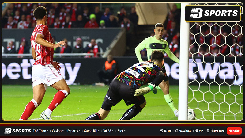 Thắng 3-0 trước Bristol City, Man City vào tứ kết của FA Cup Thắng 3-0 trước Bristol City, Man City vào tứ kết của FA Cup